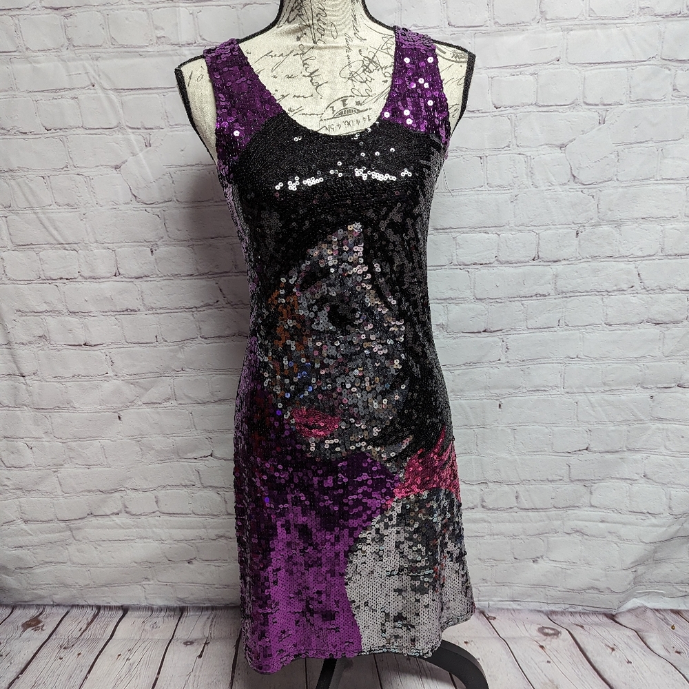 Aftershock stretch sequin lady face dress. Small/medium. 867